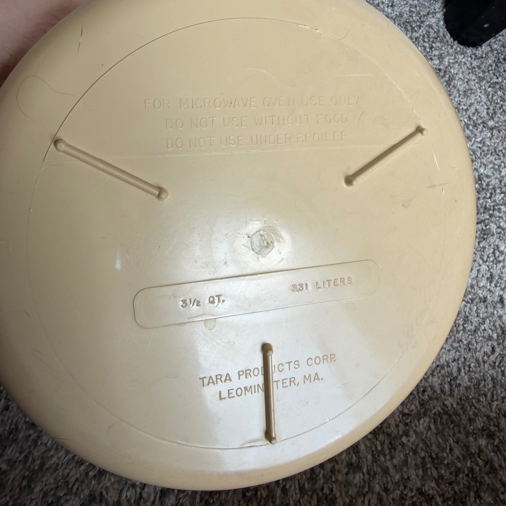 Vintage Chex Tara Products Corp Microwave Mixing Bowl 3.5 QT Tan Plastic Round - Picture 2 of 2